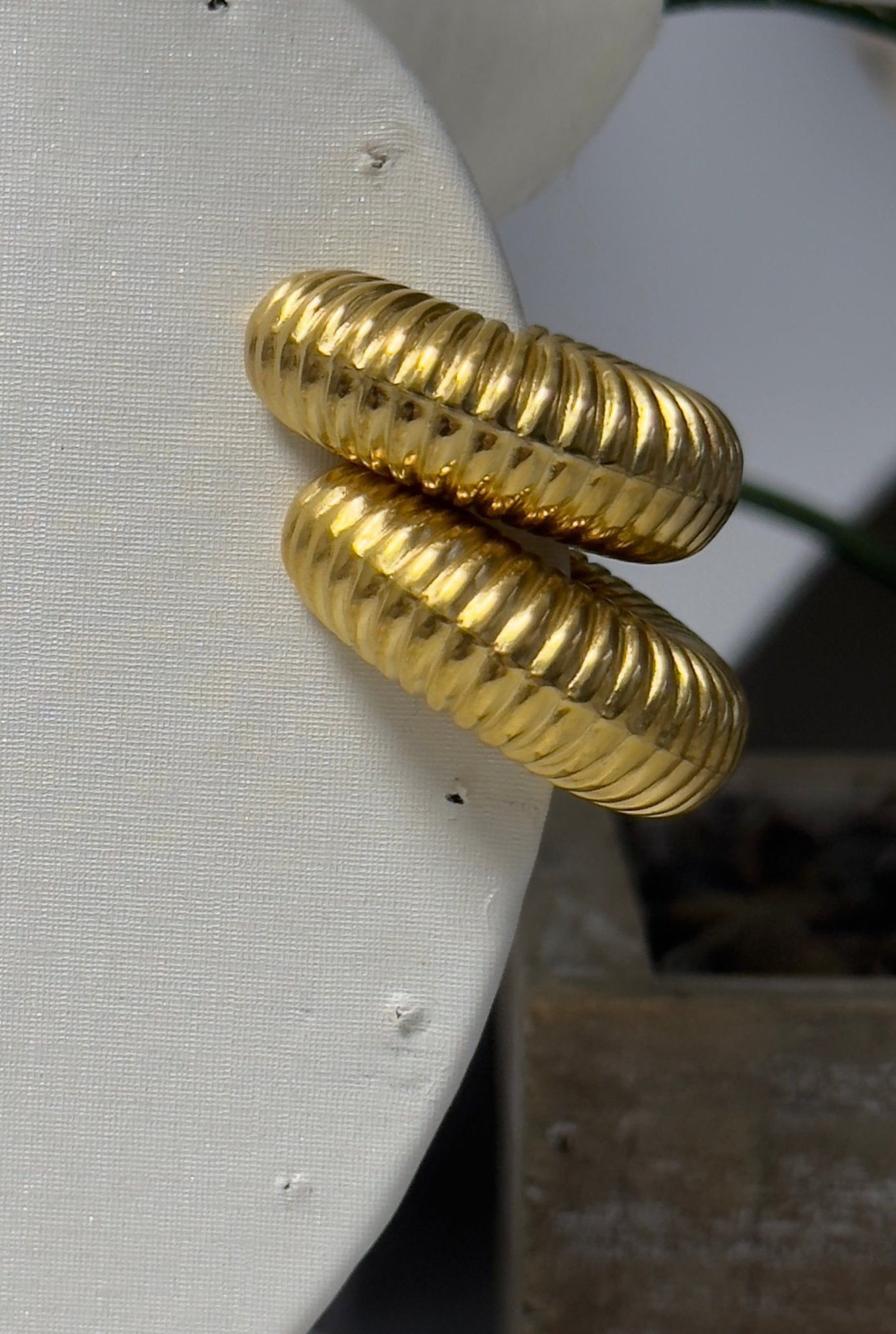 Striking gold hallowed chunky ear cuff with striped bottega in stainless steel (the pair) - Figi Jewels