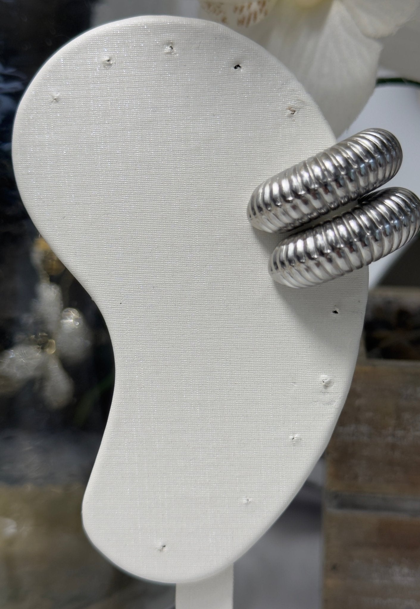 Striking silver hallowed ear cuff with striped bottega in stainless steel (the pair ) - Figi Jewels