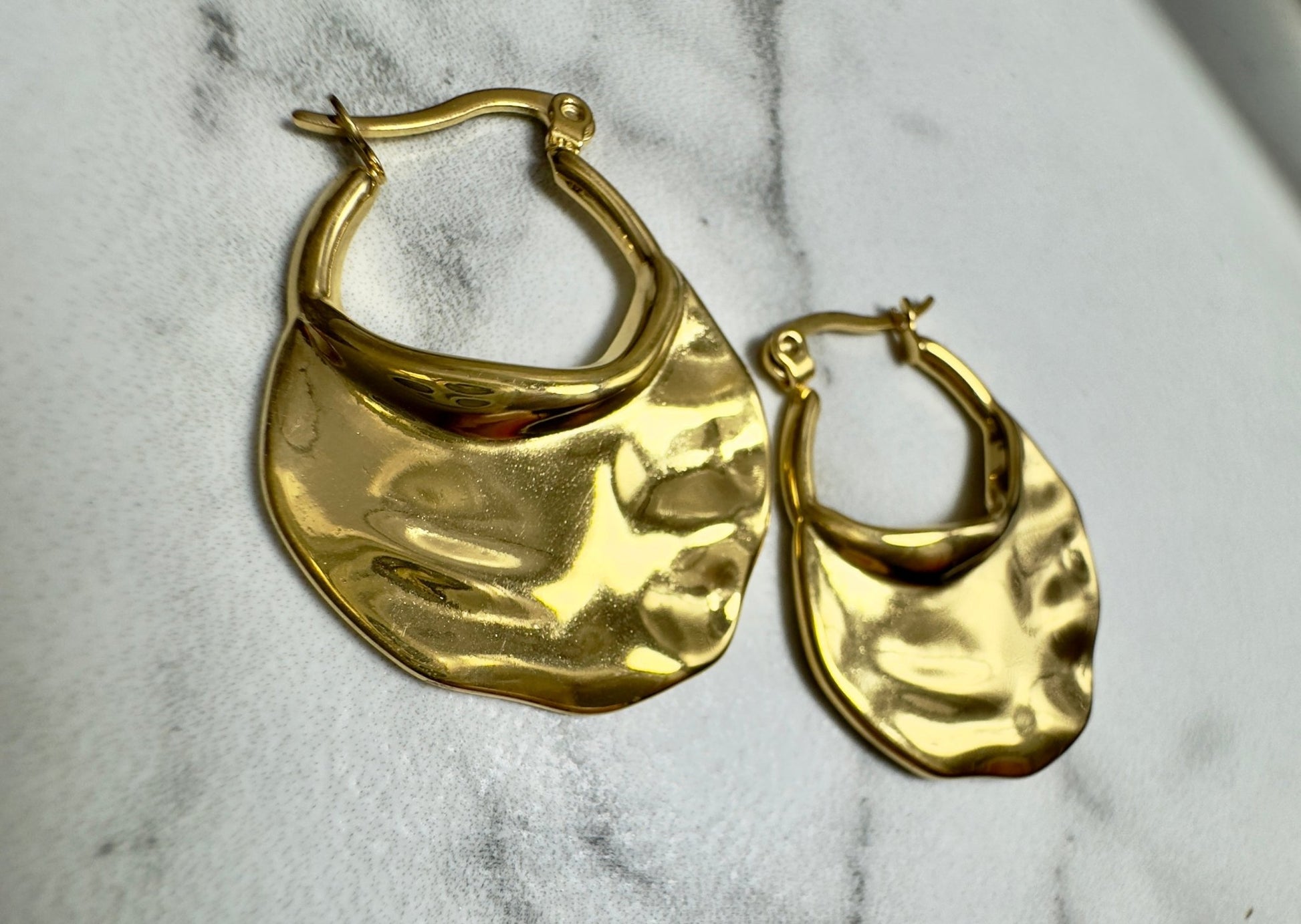 Textured hoop earrings - Figi JewelsHoop earrings